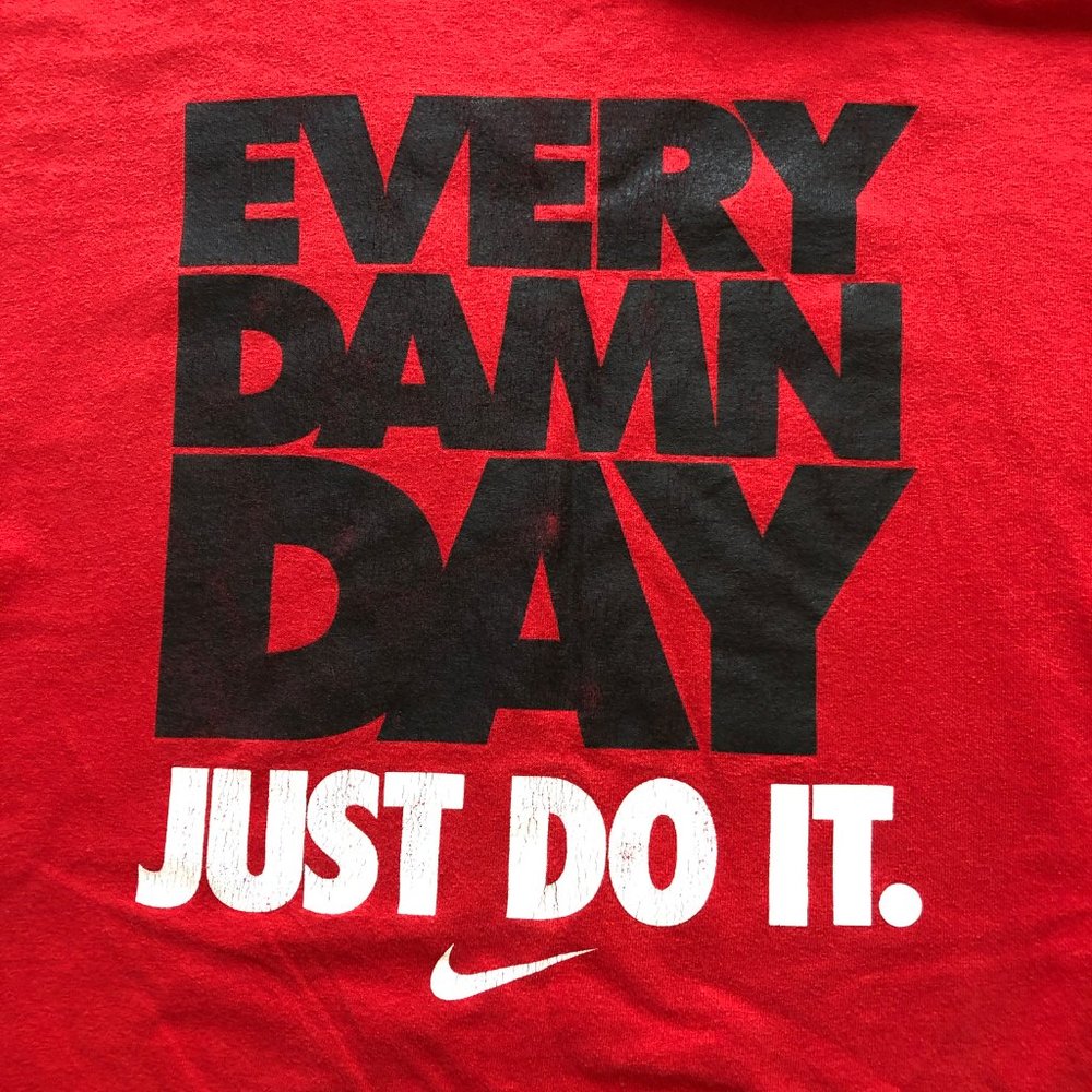 NIKE Red "Every Damn Day Just Do It" Tee XL - Picture 5 of 6